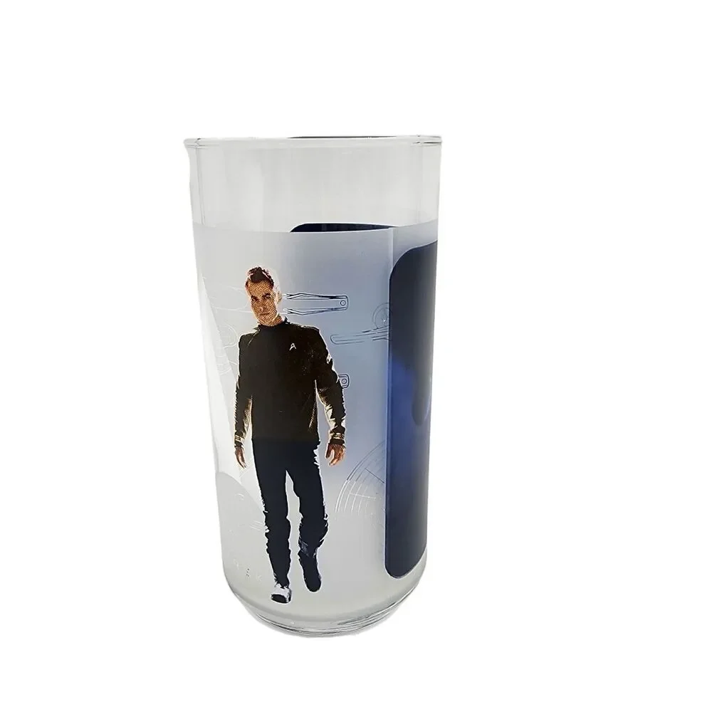 Star Trek 2009 Burger King Glass Captain James T Kirk Chris Pine USS Enterprise
